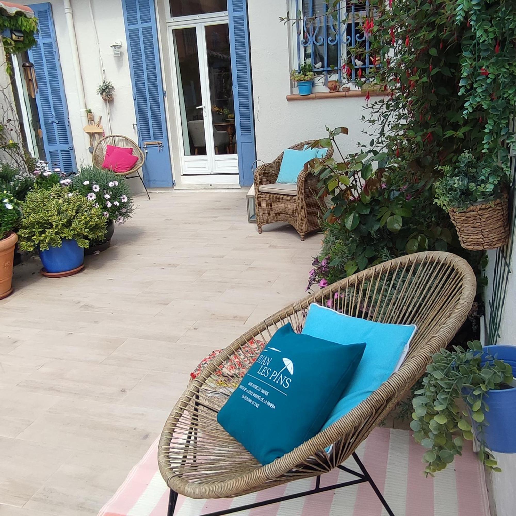 דירות אנטיב Juan Les Pins Plages Clim Wifi Maison Entiere מראה חיצוני תמונה