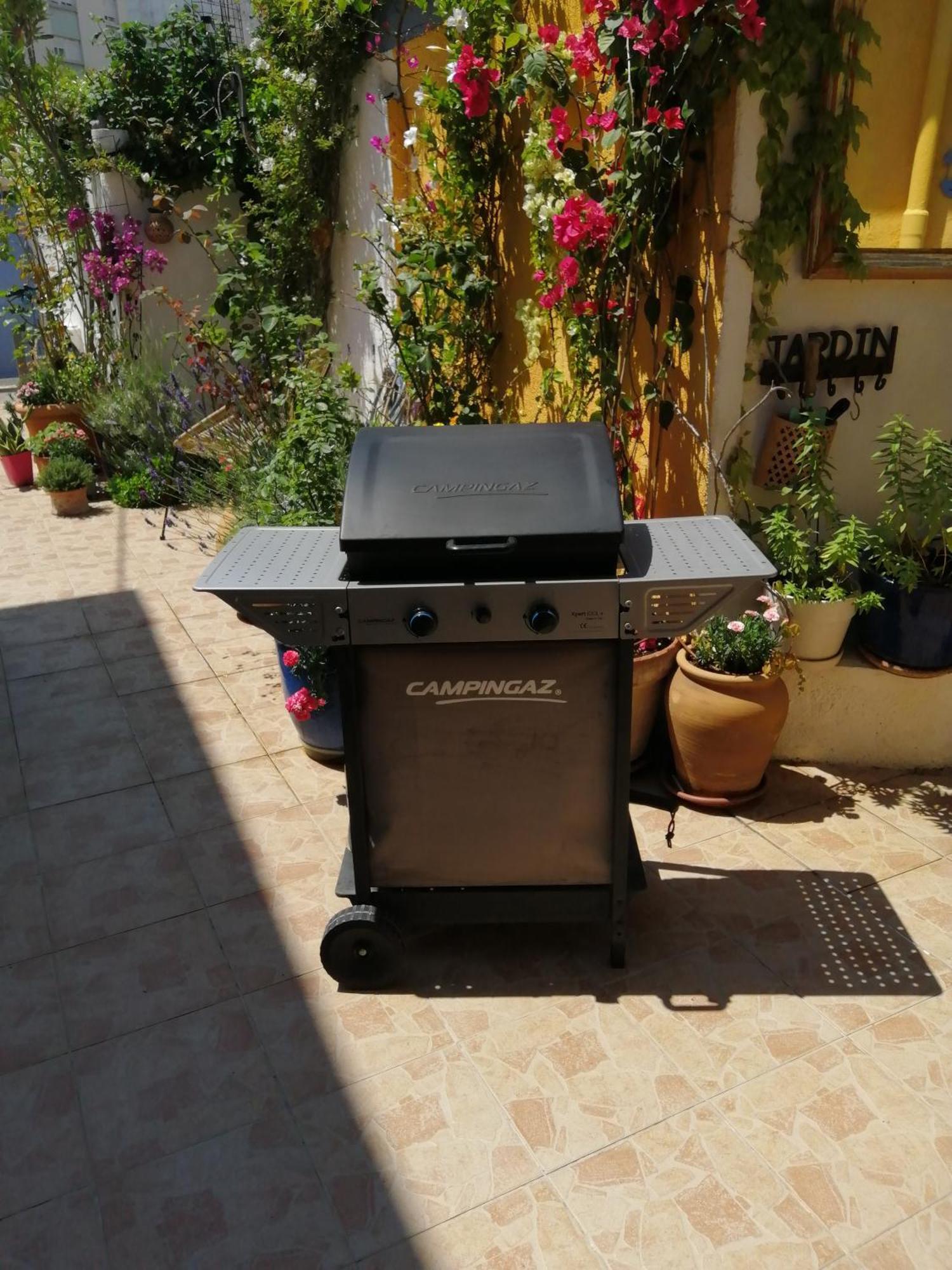 דירות אנטיב Juan Les Pins Plages Clim Wifi Maison Entiere מראה חיצוני תמונה